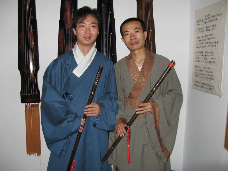 hxonu90S.jpg